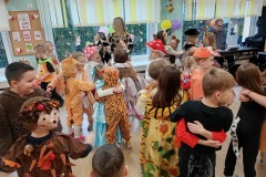 589917545_2565760567143271_2816959415070402368_n